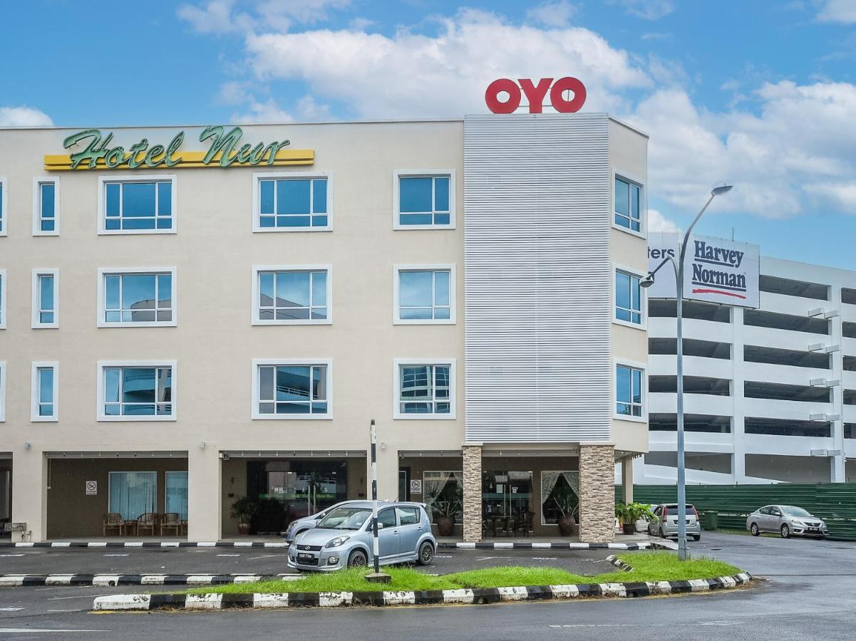 Super Oyo 985 Hotel Nur Miri Ngoại thất bức ảnh