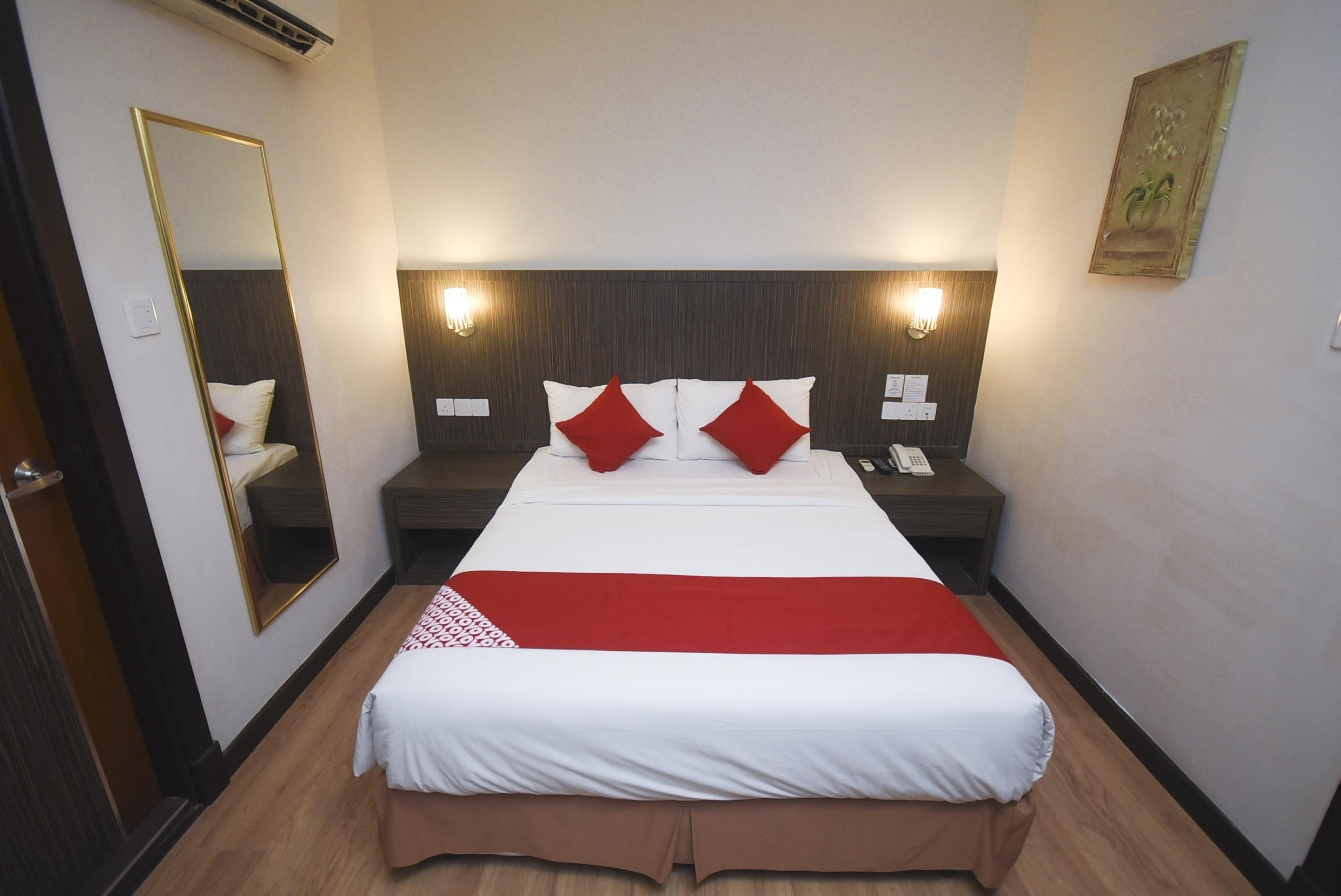 Super Oyo 985 Hotel Nur Miri Ngoại thất bức ảnh